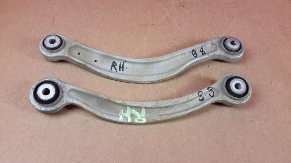 2008-2011 Mercedes-Benz C300 C250 Rear Right Passenger Side Control Arms OEM  Foto 2 de 4