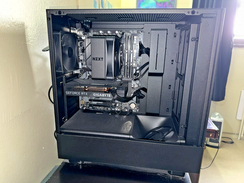 NZXT Player PC | 3060 Ti Edition (Slightly Used)