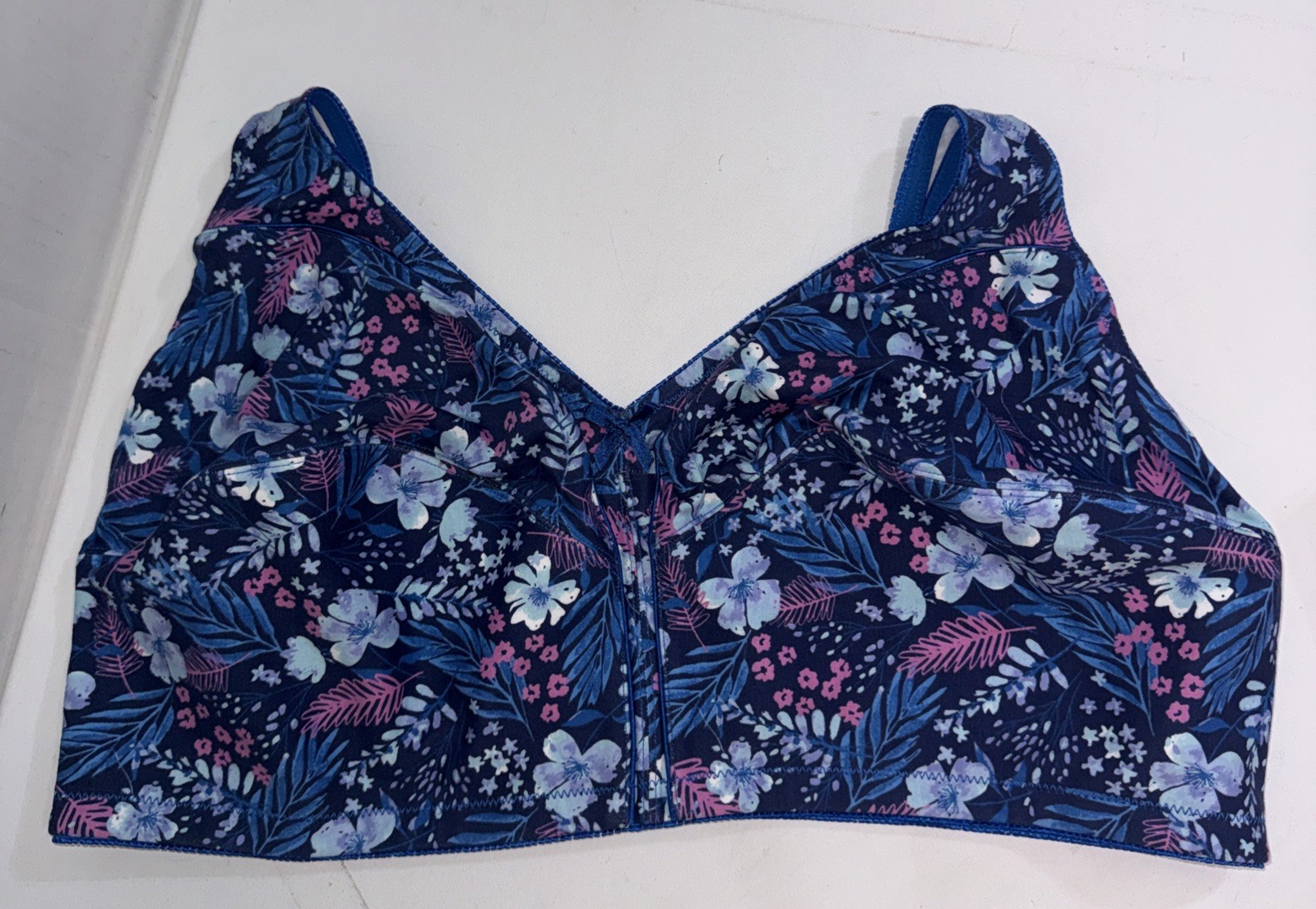 Comfort Choice Plus Back Close Wireless Full Cove… - image 1