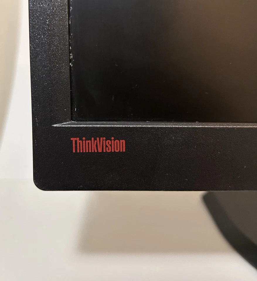 Lenovo ThinkVision LT2252pwD 22'' Monitor 1680x1050 VGA DVI DP schwarz getestet - Bild 3 von 4