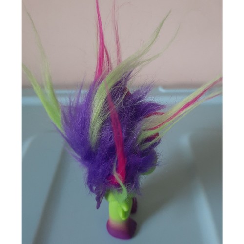 Zelfs Petal Medium Figure 2,5" Sciolto con Accessori Alce Toys Troll Doll - Foto 6 di 9