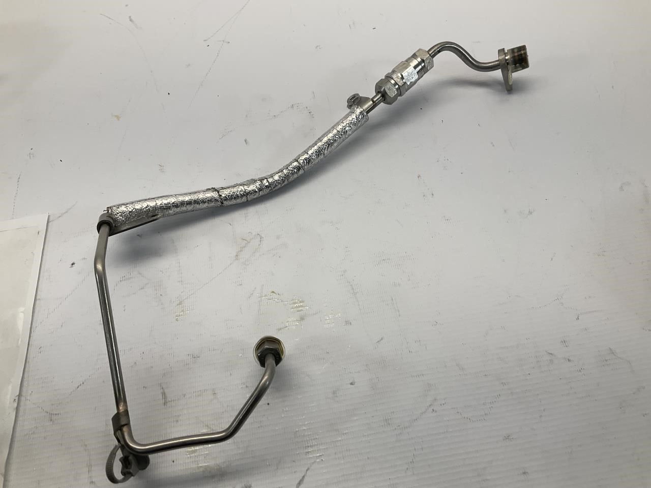 22-24 Ferrari SF90 Oil Delivery Tube Pipe Turbo Left Q