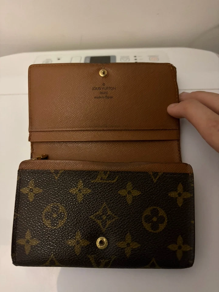 Auténtica Cartera Louis Vuitton Sarah Marrón Monograma Con Cadena Dorada Foto 2 de 4