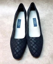 Selby Womens 4931-9 Size 10.5 4A/6A Black Diamond Print Low Block Heel Pumps
