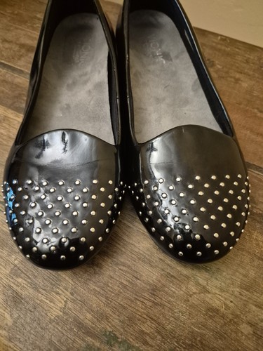 Vionic Women's 9 Orthaheel Black Patent Ballet Flats Gold Studs READ - Picture 2 of 12