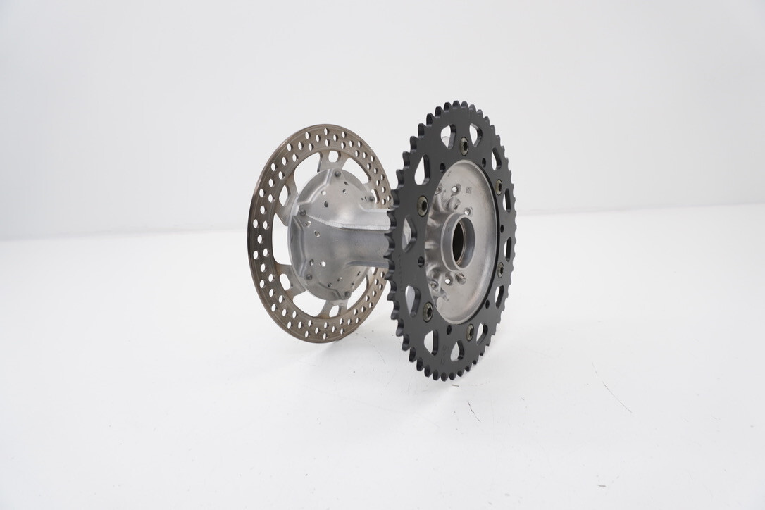 5cザーディ 1998 YZ125 Rear Wheel Hub OEM Brake Rotor 5DH-2582W-00-00