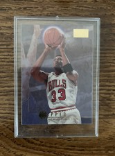 💎 SCOTTIE PIPPEN 1996-97 SKYBOX PREMIUM CARD #18 CHICAGO BULLS💎
