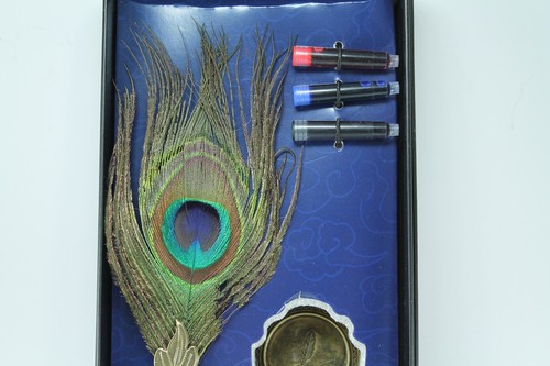 Calligraphy Pen Set Ink, Pen, & Holder 25cm Peacock Feather Cartridge Gift - Picture 3 of 3