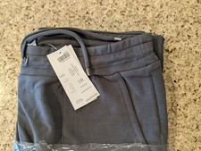 Chicos Zenergy Sandwashed Crops Soapstone Grey 8-10 Medium 1R RETAILS 80 S/O