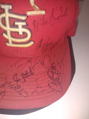 2005 St Louis Cardinals Team Signed Hat, In Hard Protector, Autographed - Picture 6 of 9