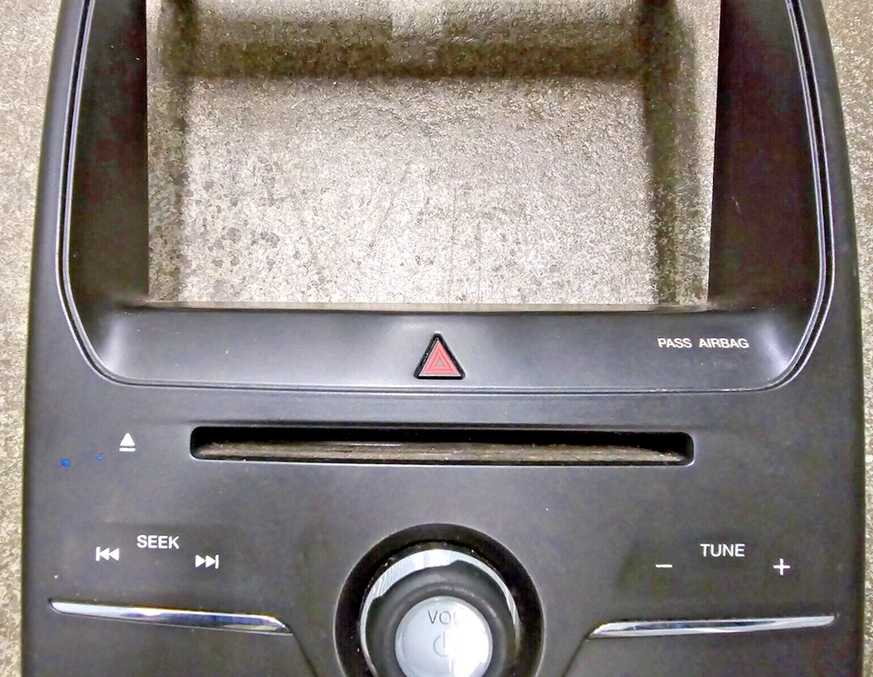 2014-2019 Ford Flex Radio Audio Climate Control Panel EA8T-18A802-BA OEM - Image 3 of 4