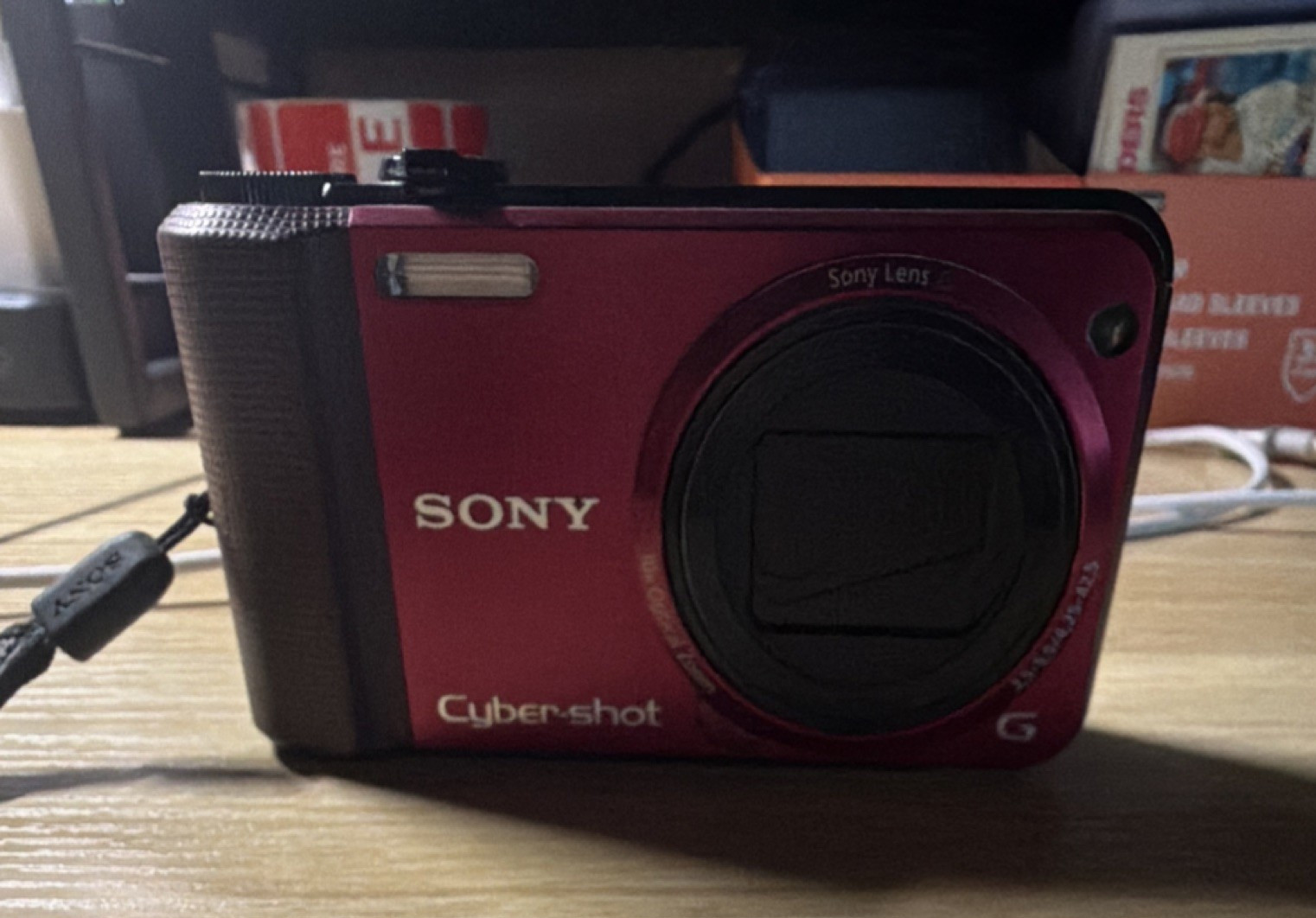 Sony Cyber-shot DSC-HX7V 16.2MP Red Compact Camera 10x Zoom HD