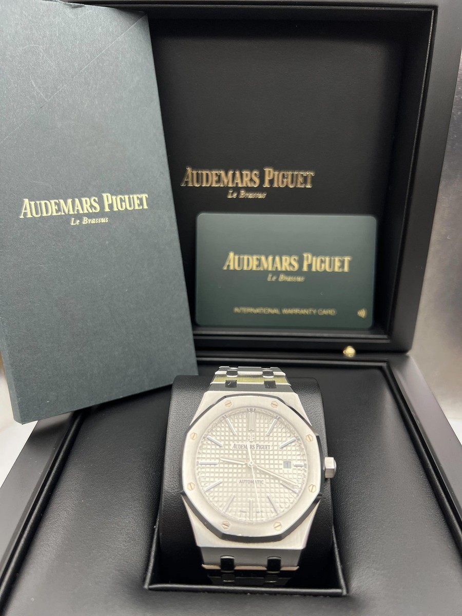 Audemars Piguet Royal Oak 15400ST.OO.1220ST.02 White Dial Box and