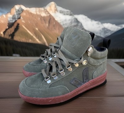   VEJA   Roraima High Top Sneaker Boot Olive Green   Women s Size 6   New