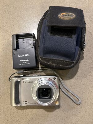 Panasonic LUMIX DMC-TZ5 9.1MP Digital Camera, Charger, Battery