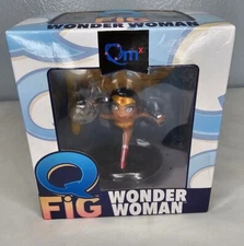 QFig Quantum Mechanix Inc - Animated Wonder Woman Figure - Good Condition 