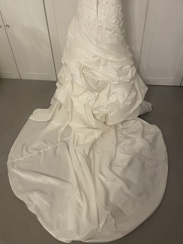 Wedding Dress Size 12 Ivory Taffeta Beaded Strapless £800 - Picture 10 of 14