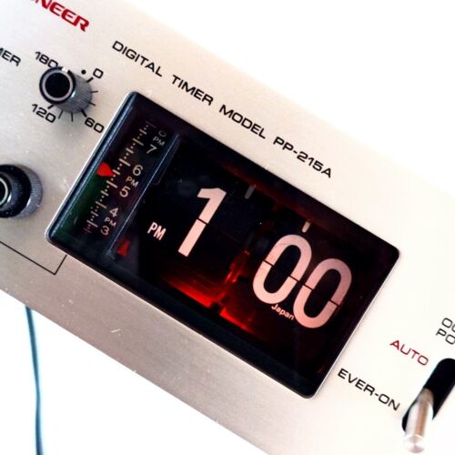 Pioneer Japan 100V 60Hz Tuner Program Timer PT-24 Desk Flip Clock Analogue - Picture 2 of 9