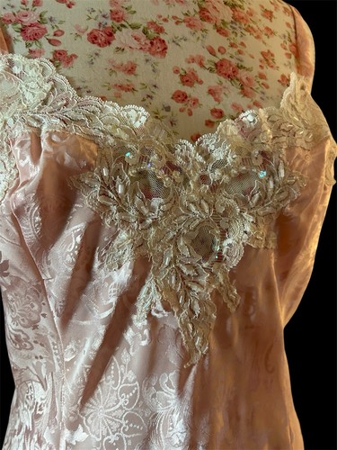 Vintage Victorias Secret Gold Label Peach Chemise Lingerie Sequins Beads Nighty - Picture 3 of 8