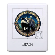 'Round Badger Window' Sliding Puzzle (PZ00038432)