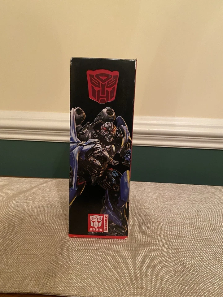 Transformers Studio Series 09 Thundercracker Dark of The Moon - Sealed - Image 4 of 4