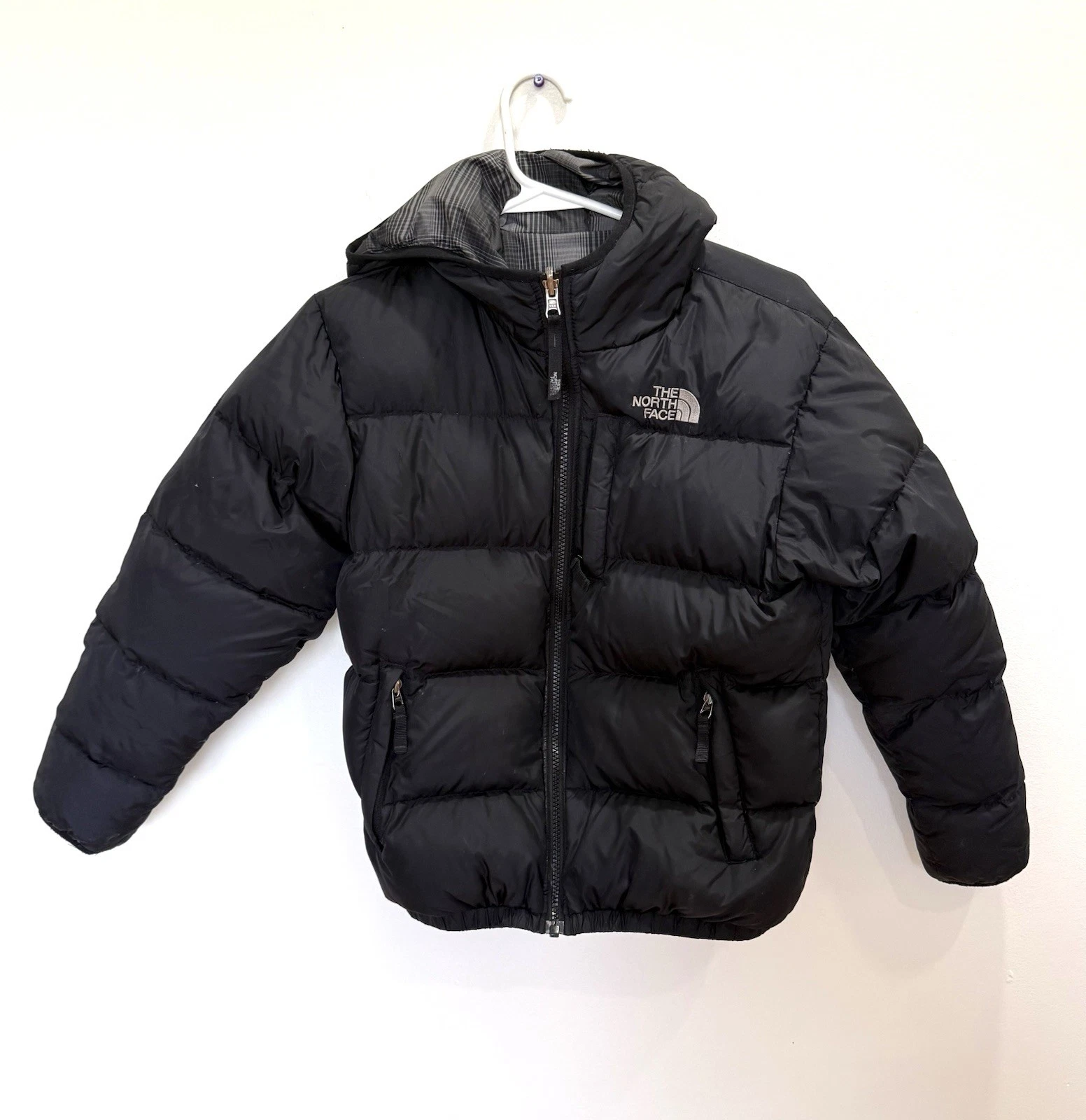 The North Face Boys Black Hooded Down Puffer Jacket 550 17" wide 18" Zipper Long