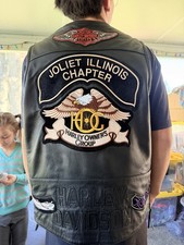 Harley Davidson Genuine Leather Vest Men  s L HOG Joliet Illinois Chapter Patches