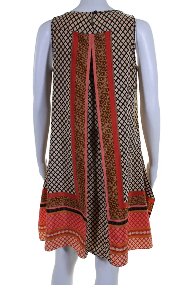 Vestido para mujer Muse abstracto cuello redondo sin mangas plisado línea A naranja talla 4 Foto 3 de 4