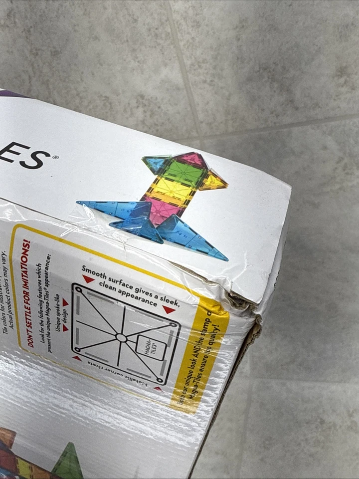 MAGNA-TILES Clear colors 74 Piece Set *New-Box Damage - Image 4 of 4