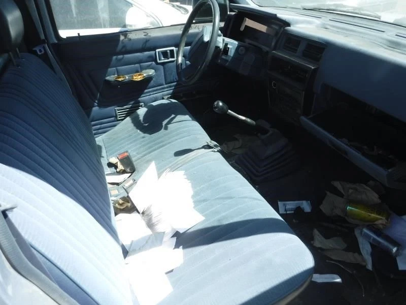 Brake Master Cylinder 4 Cylinder Fits 88-92 NISSAN PICKUP 26012818 Foto 4 de 4