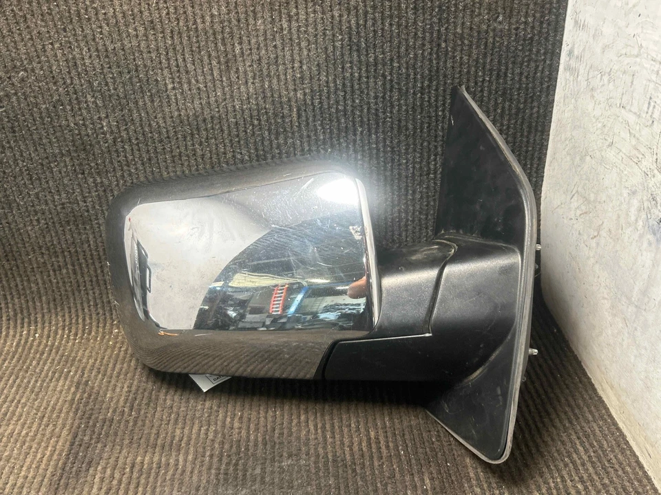 Fits 2004-2005 Infiniti QX56 Right Door Mirror (chrome cap) OEM:96301ZC60A Foto 3 de 4