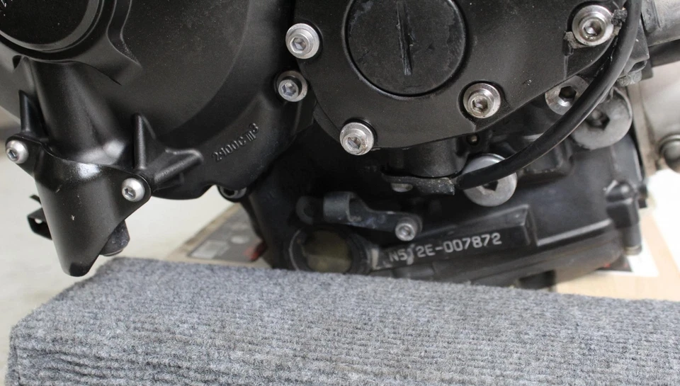 2006 Yamaha YZF R1 ENGINE MOTOR - Image 2 of 4