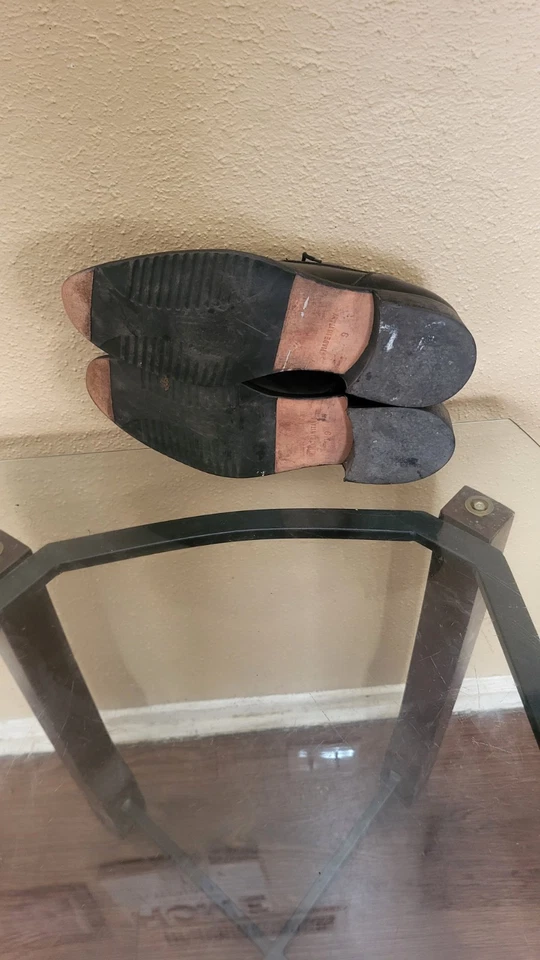 Zapatos Kenneth Cole de cuero negro para hombre, talla 9, Italia. Foto 2 de 4