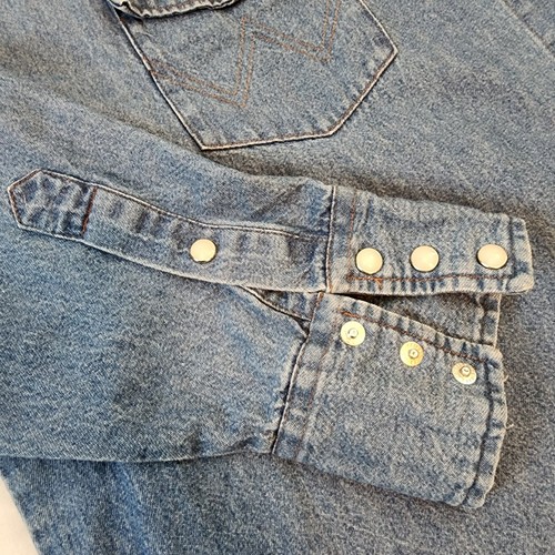 Vintage Wrangler Denim Pearl Snap Shirt Western Cowboy Jean Shirt Sz XXL Spot - Picture 6 of 10