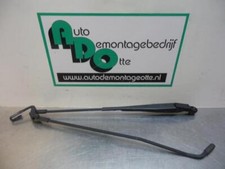 Wischerarm vorne Citroen C1   P12496103