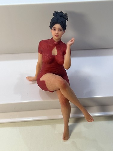 1/12 1/16 1/18 Red Cheongsam Smoking Girl Miniature Model Car Stereoscopic Toy - Picture 9 of 9
