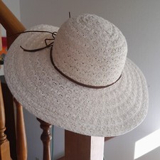 White Wide Brim Hat Leather Accent Straw Summer Beach Church Laundry By Design