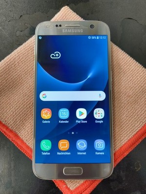 Samsung Galaxy S7 SM-G930F- 32GB - Silber (Ohne Simlock) (Dual SIM)