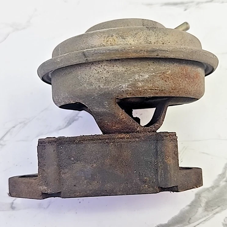 Ford D8ZE-9D448-D1A 1978 1979 Mustang LTD Gas de escape Válvula EGR con calcomanía OEM Usado Foto 2 de 4