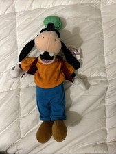 Disney Store Goofy 14  Plush Doll Retired NEW