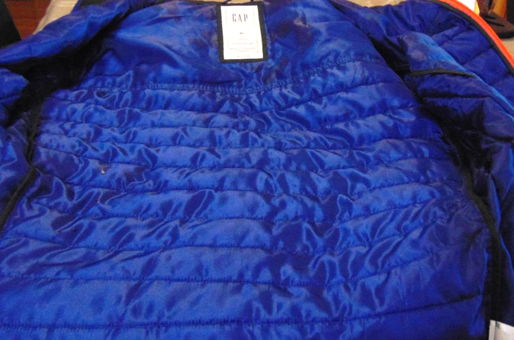 GAP Windproof Lightweight Puffer Jacket Packable … - image 7