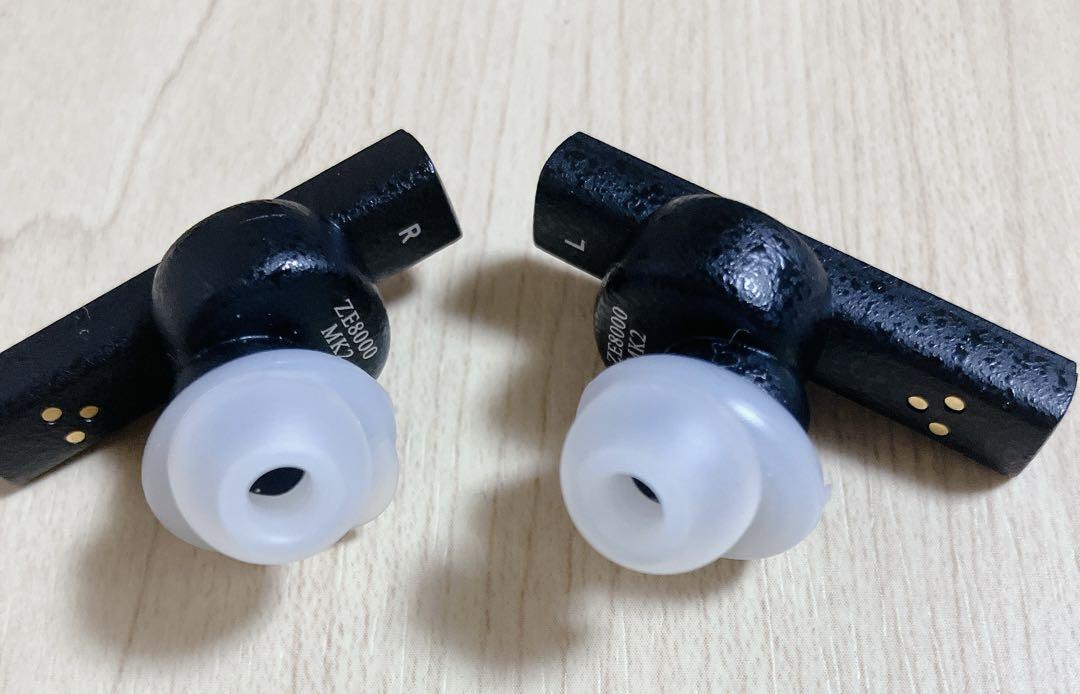 Final ZE8000 MK2 In-Ear Wireless Earphones Noice Canceling Final ZE8000 MK2 In-Ear Wireless Earphones Noice Canceling