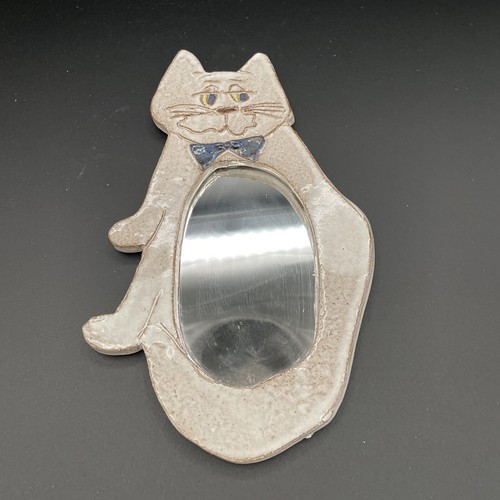 Art Pottery Cat with Bow Tie - Whimsical Mirror - Kitty with Whiskers - Bild 7 von 7