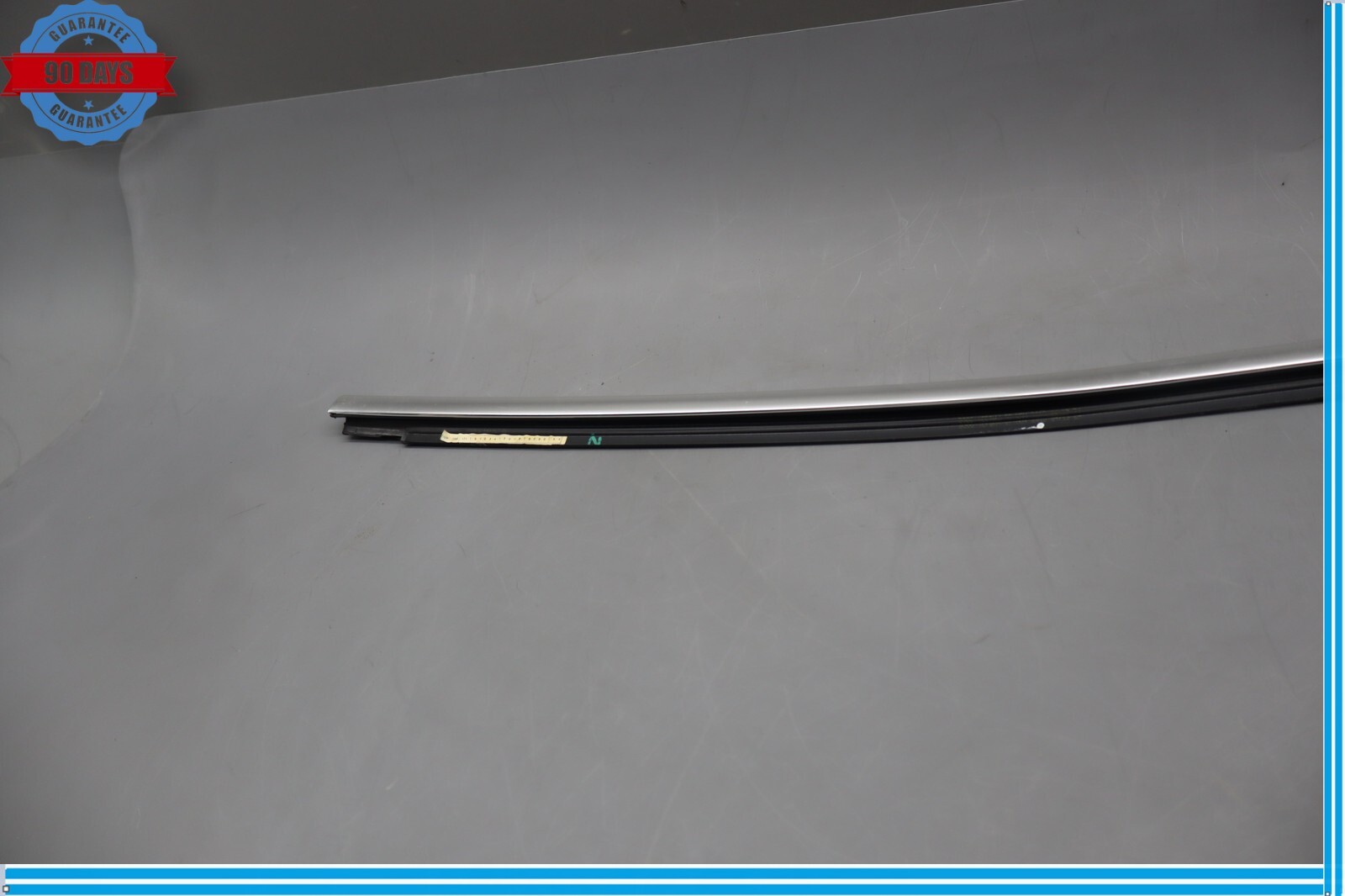 14-20 Maserati Ghibli Rear Right Passenger Side Door Window Belt Molding Oem