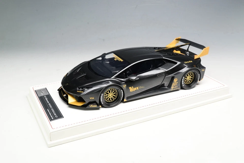 1/18 Ivy Models Lamborghini Huracan GT Liberty Walk Cuero Negro y Dorado 66 piezas Foto 4 de 4