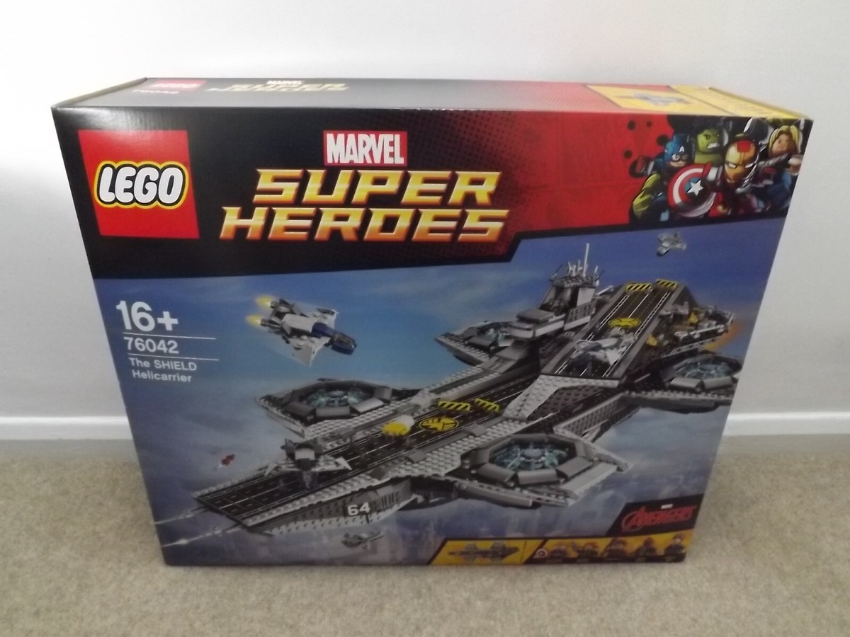 Lego 76042 Marvel Super Heroes The SHIELD Helicarrier Brand New and Sealed