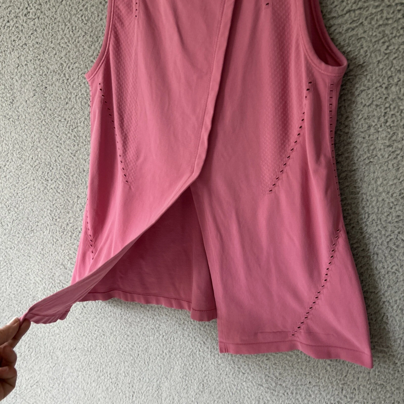 athleta foothill split back workout sleeveless high neck tank-top