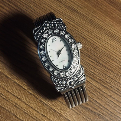Women's Quartz Analog Oval White Dial Silver Tone Bangle Rhinestone Bezel