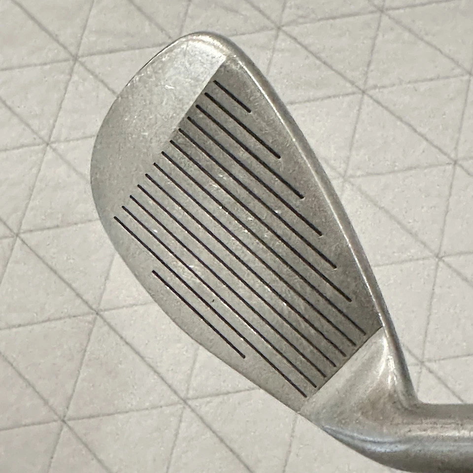 Wilson Pro Staff W Oversize 4 Iron Ladie’s Flex Graphite 37.5" Right Hand - Image 3 of 4