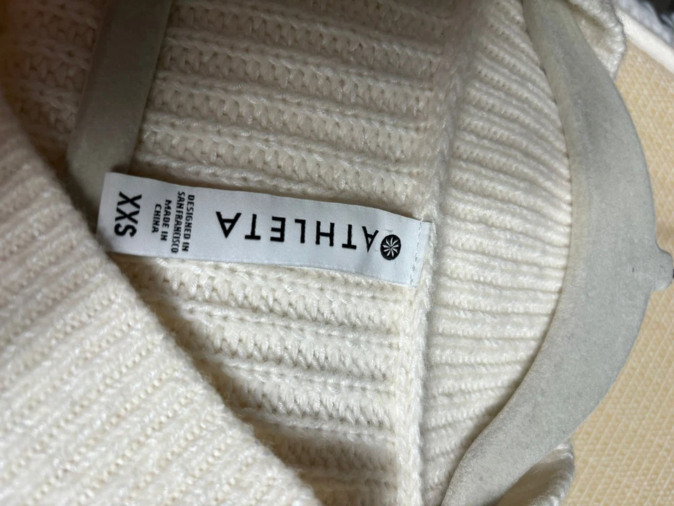 Athleta Shasta вязаный свитер женщин размер XXS Dove крем Hi низкий негабаритный v-образным вырезом - Изображение 3 из 4
